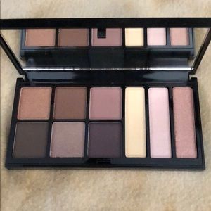 Ready to Wear Eye Shadow Palette